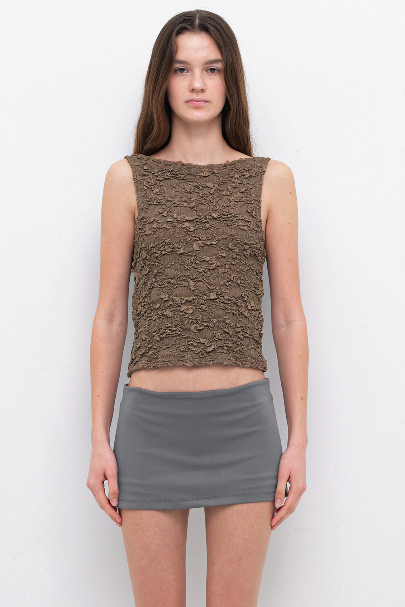 LACE BOAT NECK SLEEVELESS / BROWN, 세릭